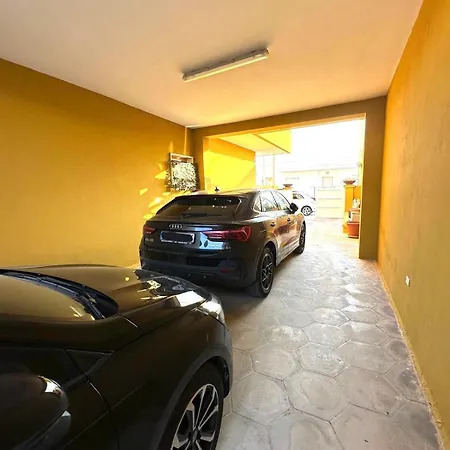 Emma 丽都玛里尼